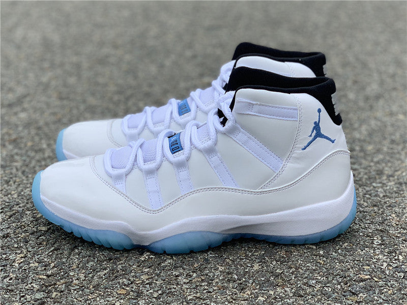 AIR JORDAN 11