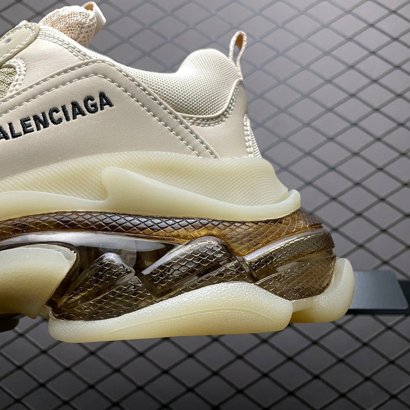 BALENCIAGA