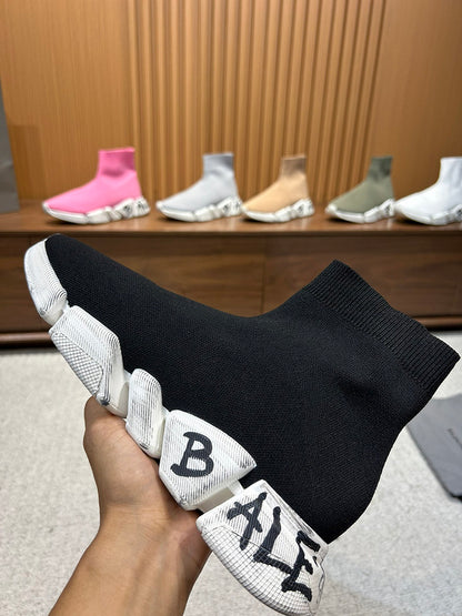 BALENCIAGA