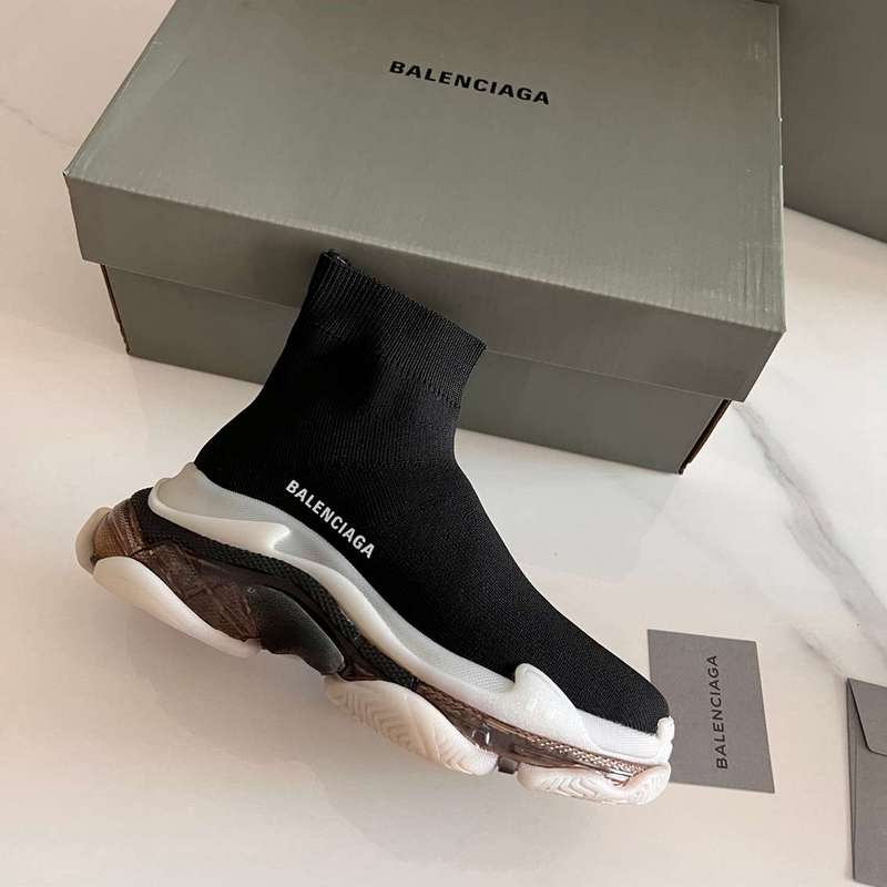 BALENCIAGA