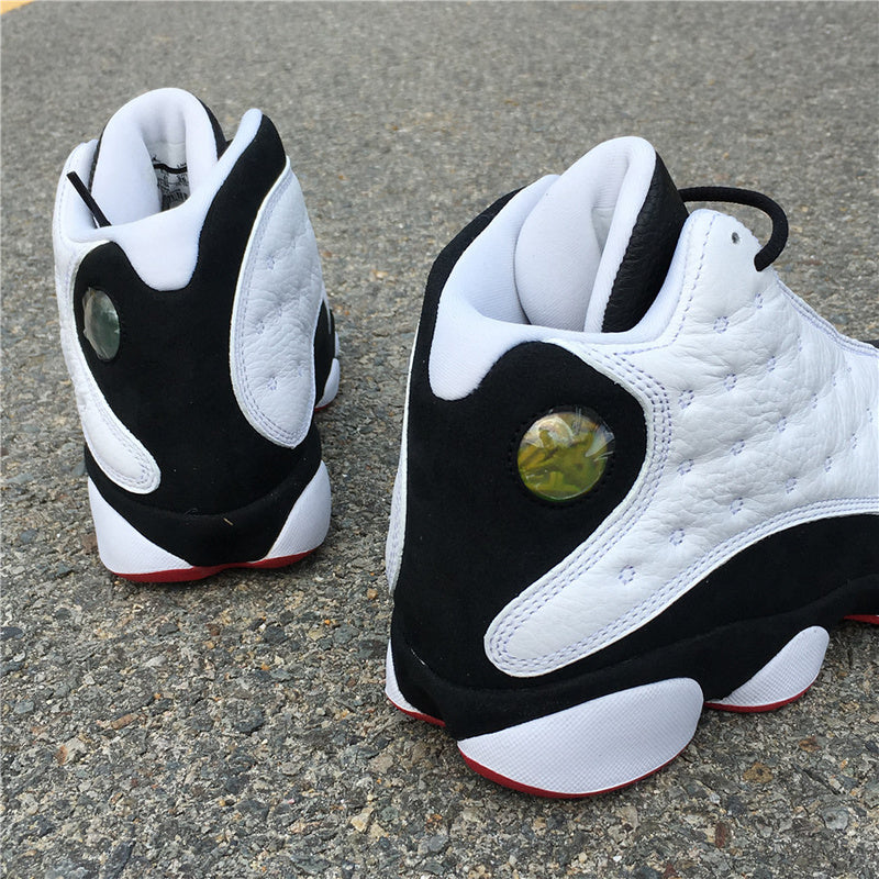 AIR JORDAN 13