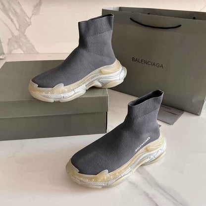 BALENCIAGA