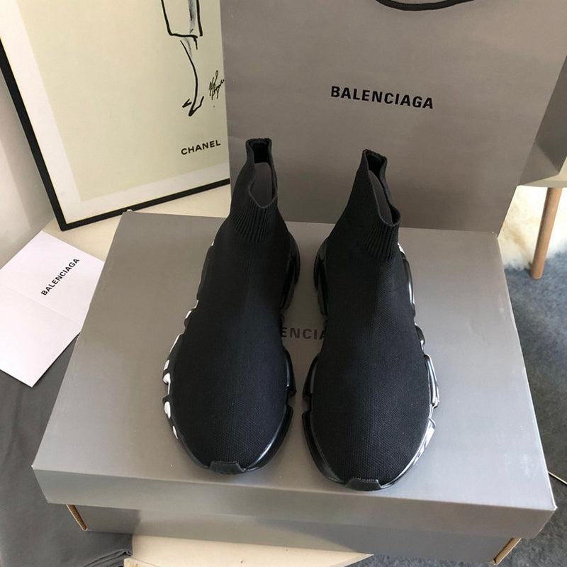 BALENCIAGA