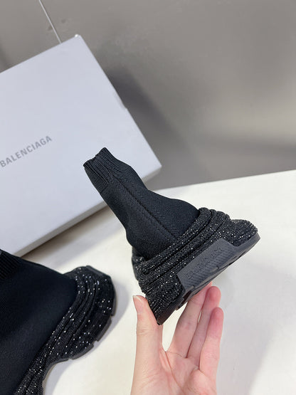 BALENCIAGA