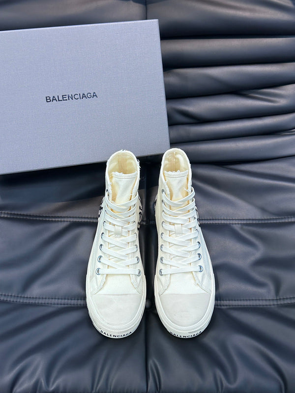 BALENCIAGA