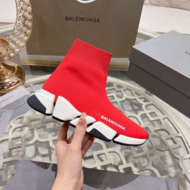 BALENCIAGA