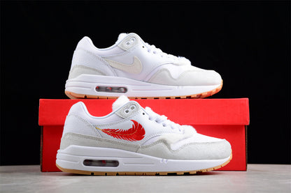 NIKE AIR MAX 1