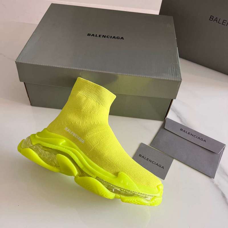 BALENCIAGA