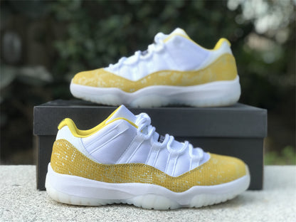 AIR JORDAN 11