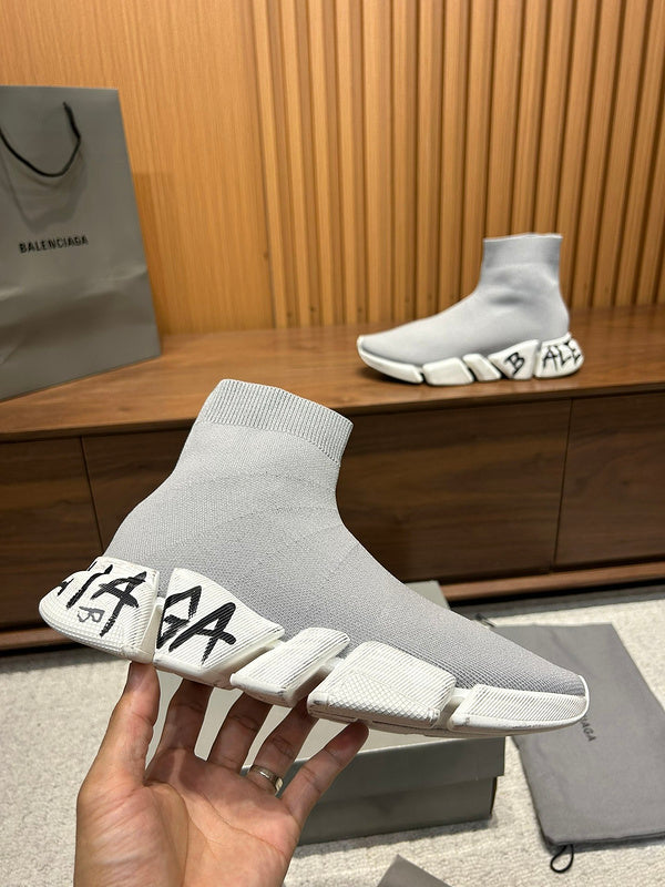 BALENCIAGA