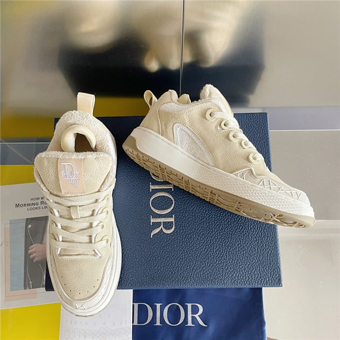 DIOR