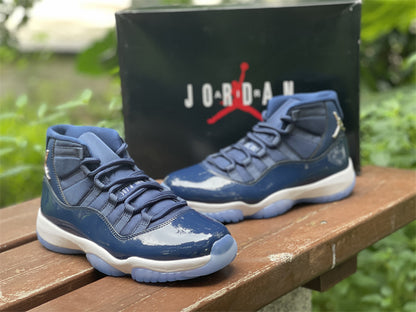 AIR JORDAN 11