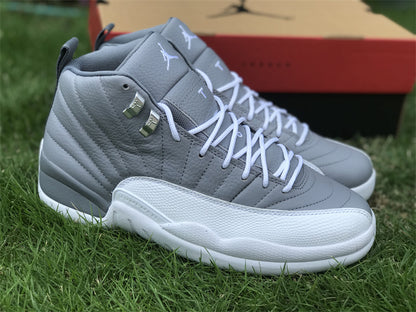 AIR JORDAN 12