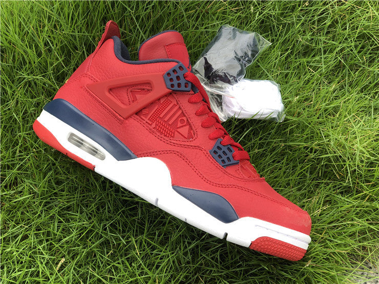 AIR JORDAN 4