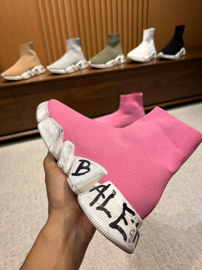 BALENCIAGA