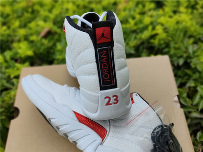 AIR JORDAN 12