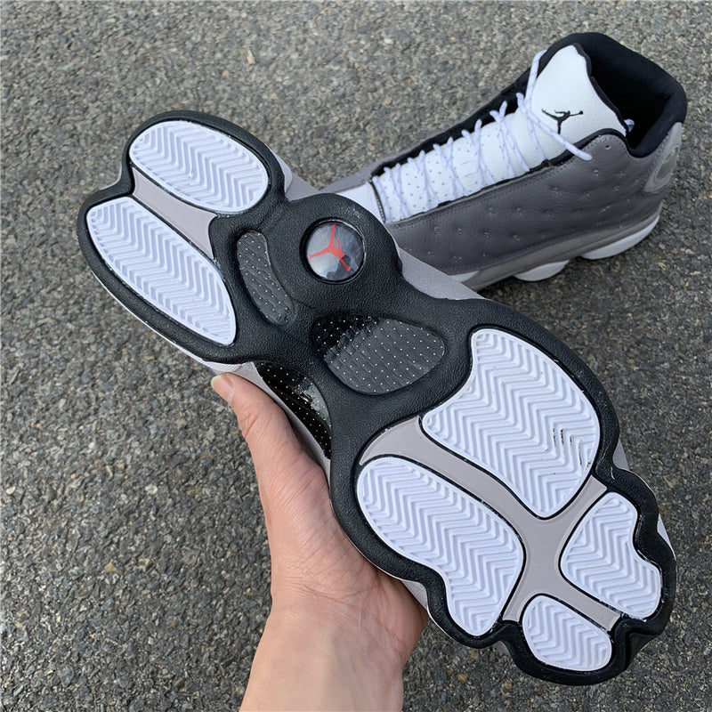 AIR JORDAN 13