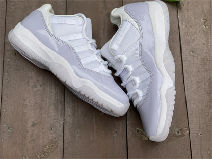 AIR JORDAN 11