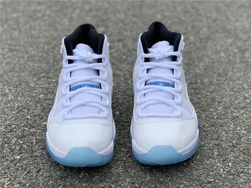 AIR JORDAN 11