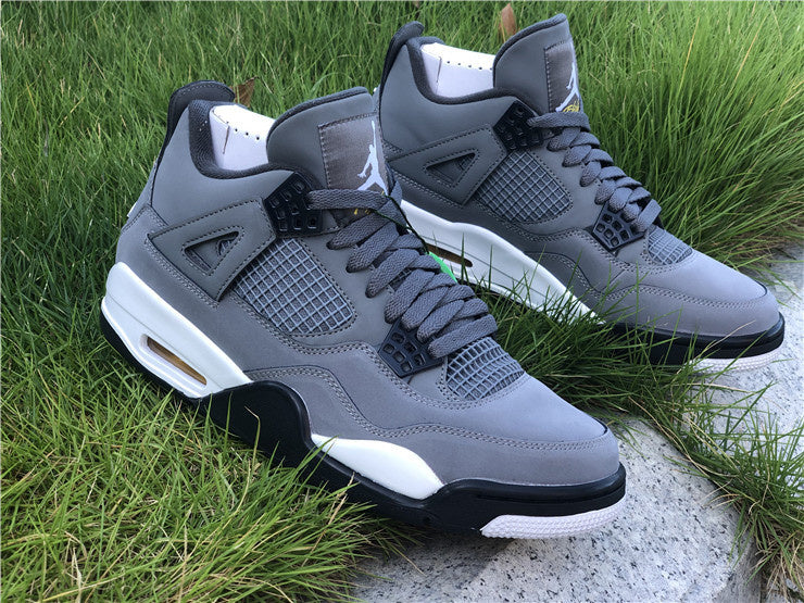 AIR JORDAN 4