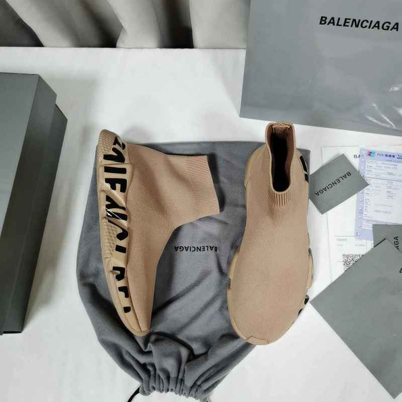 BALENCIAGA