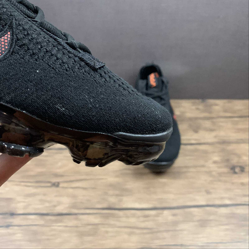 NIKE VAPOR MAX