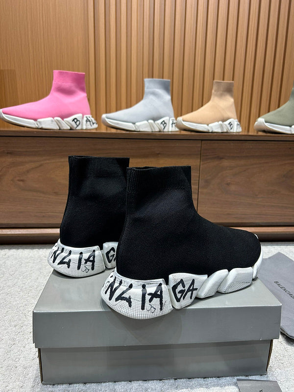 BALENCIAGA