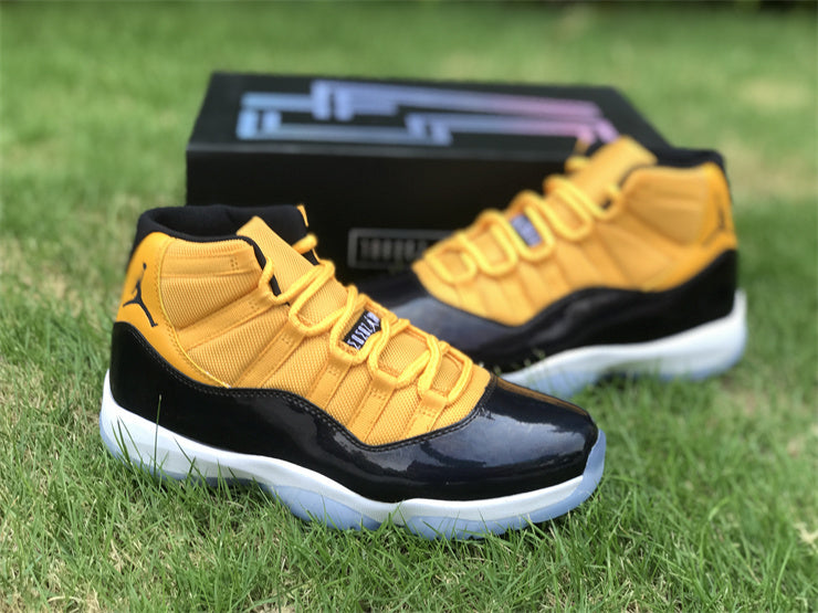 AIR JORDAN 11