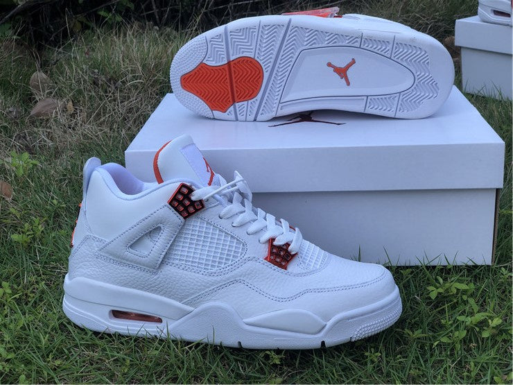 AIR JORDAN 4