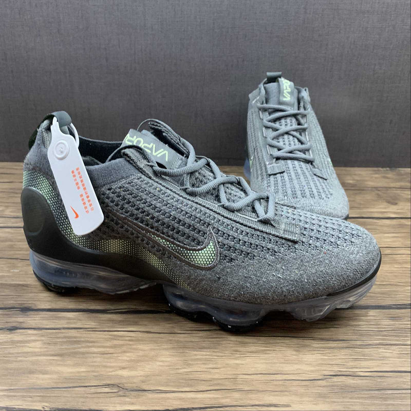 NIKE VAPOR MAX