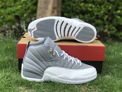 AIR JORDAN 12