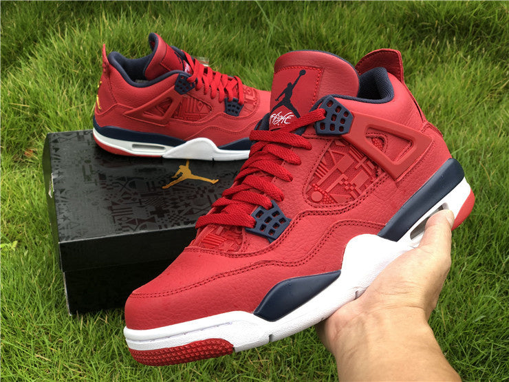 AIR JORDAN 4