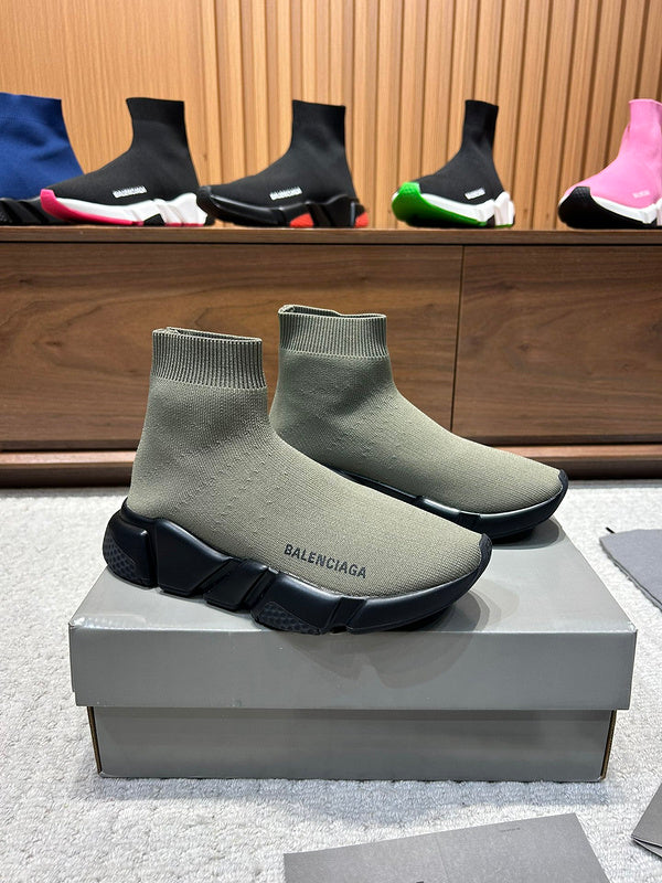 BALENCIAGA