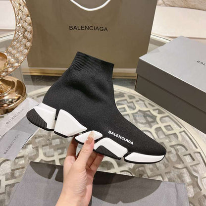 BALENCIAGA