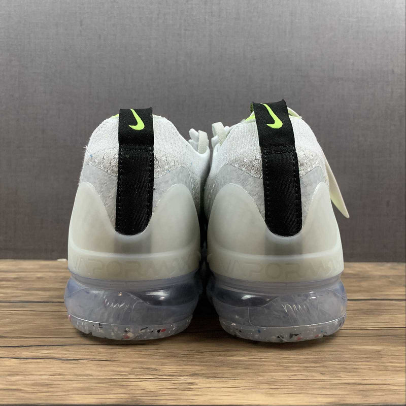 NIKE VAPOR MAX