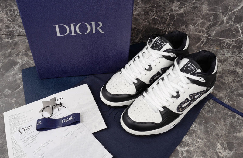 DIOR