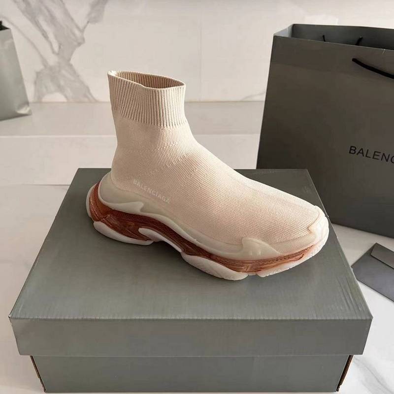 BALENCIAGA