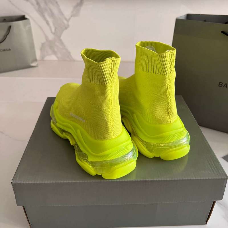 BALENCIAGA