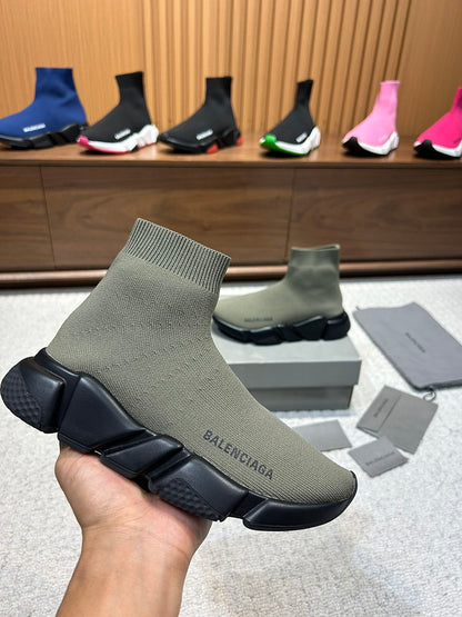 BALENCIAGA