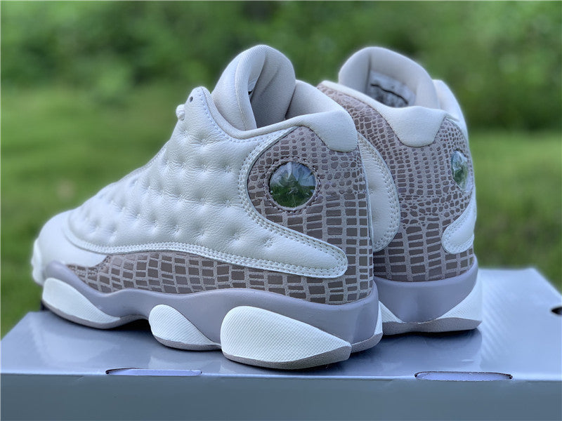 AIR JORDAN 13