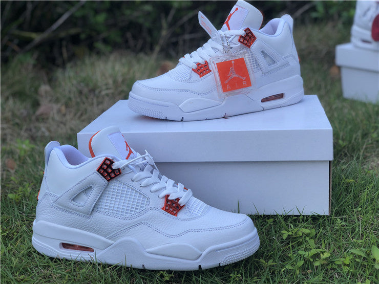 AIR JORDAN 4