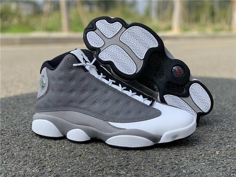 AIR JORDAN 13