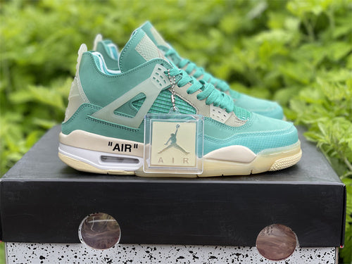 AIR JORDAN 4